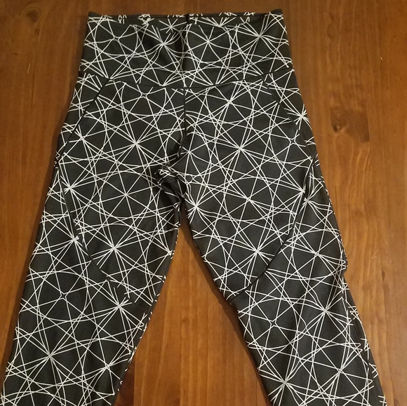Adidas Wanderflex Iconic geometric 3/4 leggings - Picture 4 of 5